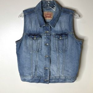 Levi’s trucker vest demin